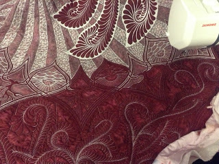 free motion quilting | Leah Day