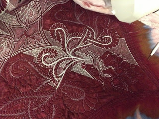 free motion quilting | Leah Day