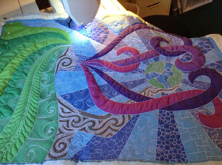 free motion quilting | Leah Day