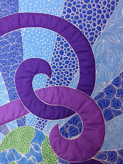 free motion quilting | Leah Day