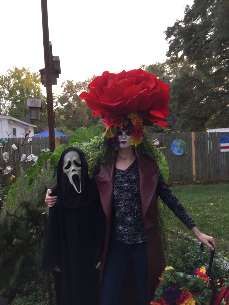 Halloween shop flower girl